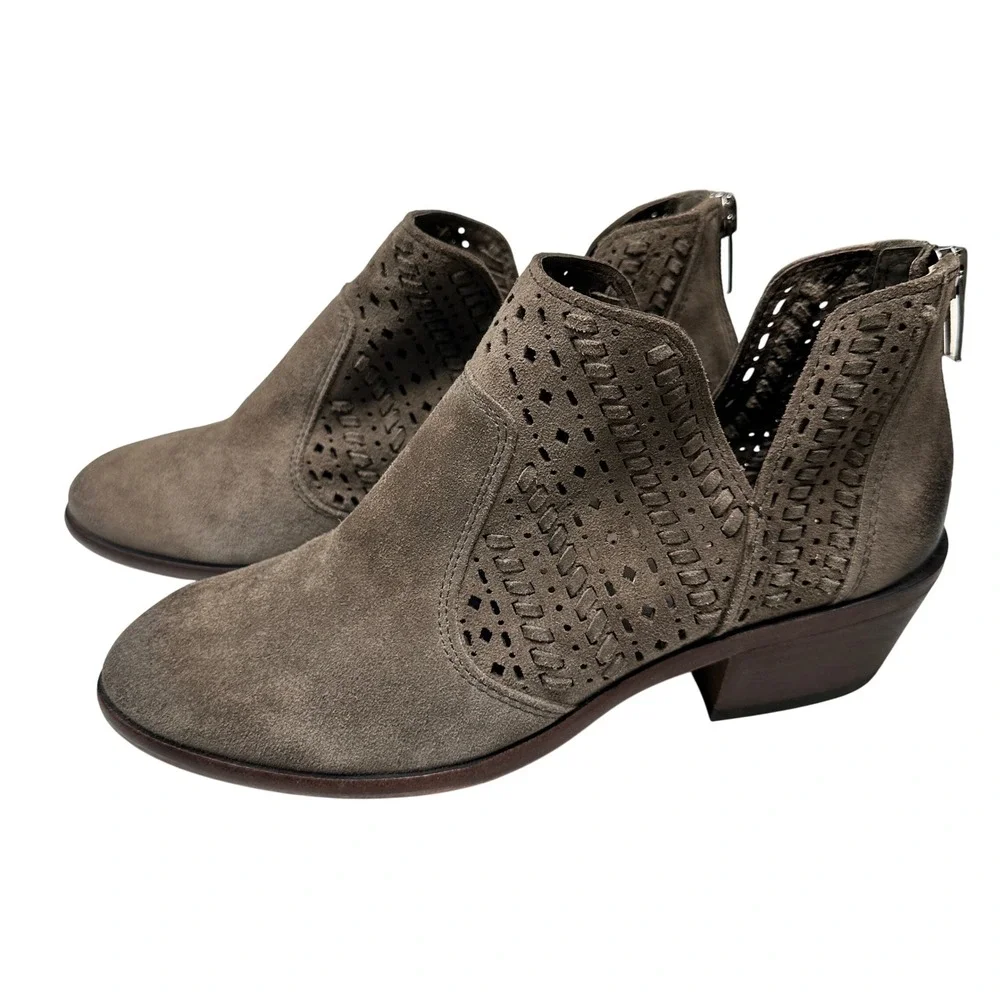 Vince Camuto Women's 7 Leather Cut Out Ankle Booties Prasata Suede Boho Western